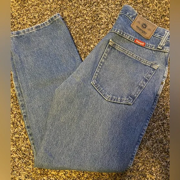 Wrangler size 32 X 29 regular